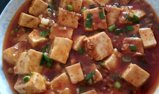 红烧豆腐鱼头正宗做法 红烧豆腐的做法